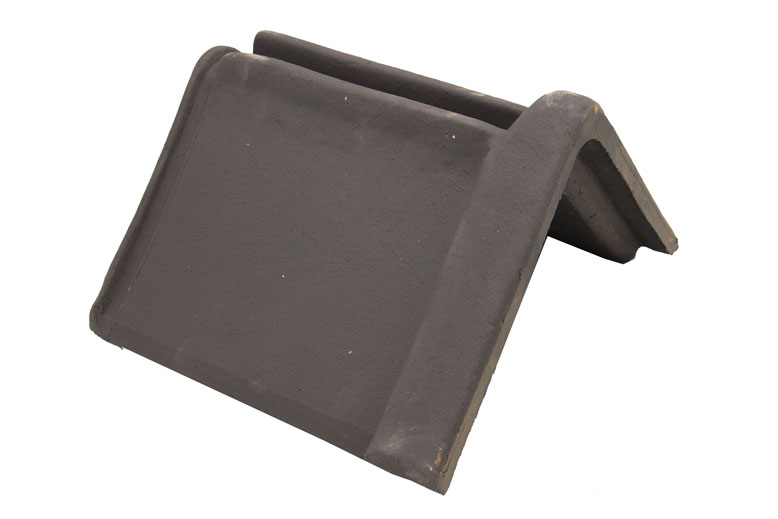 Kroon-Hoekige-kerkvorst-(gleuf)-lei-grijs-bw